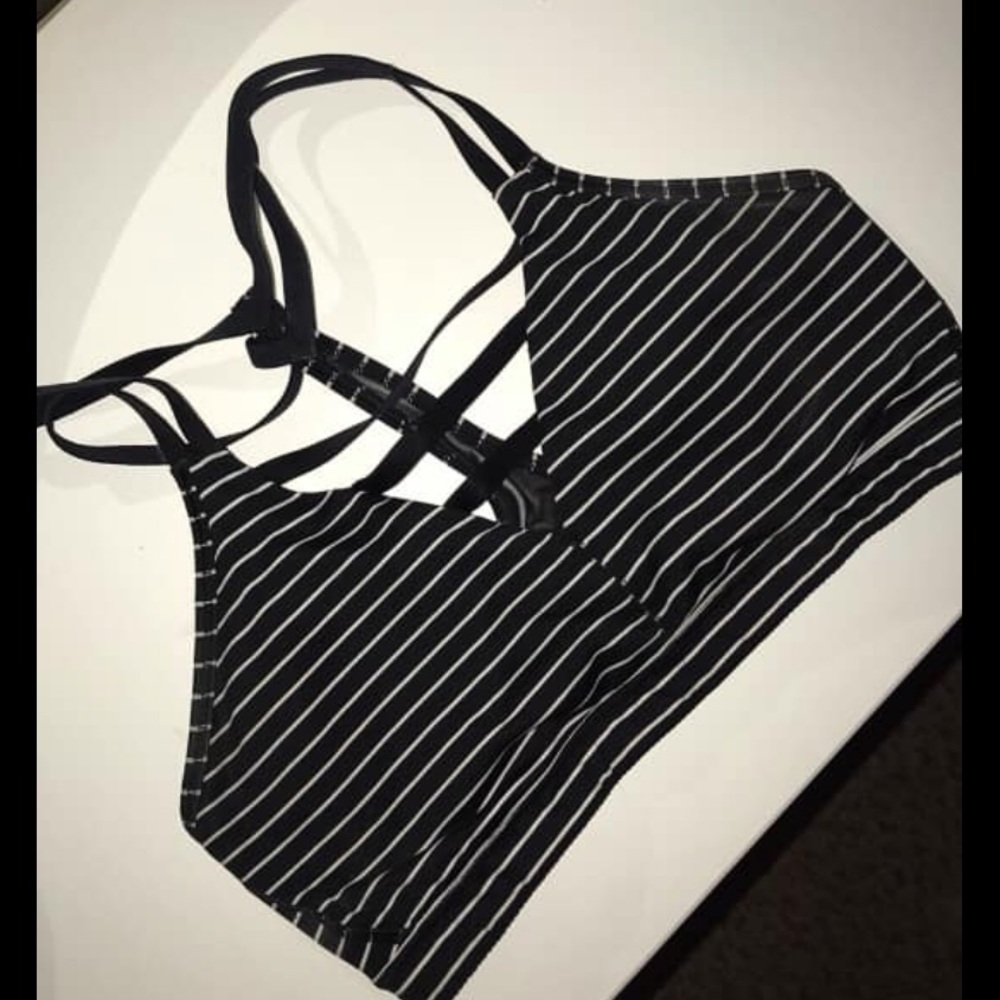 Victoria Secret sports bra